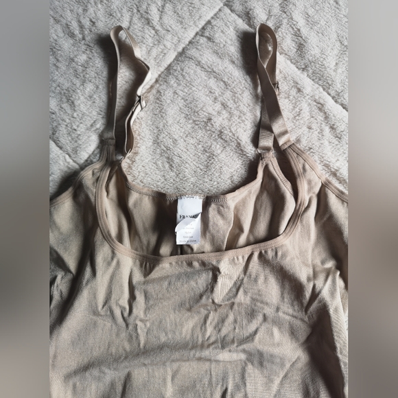 NWOT FRANATO SHAPER. SIZE L - Picture 10 of 16